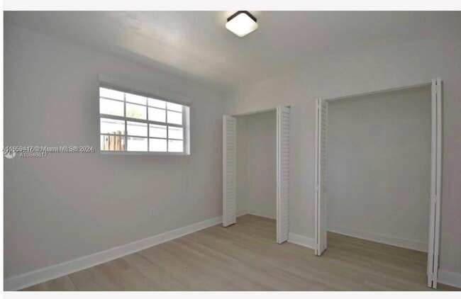 Photo - 2080 NE 205th St