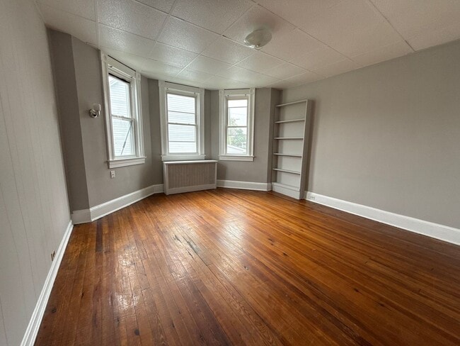 Photo - 2604 Hamilton Ave Unit Apt 2