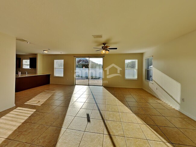 Photo - 5010 Windbourne Way