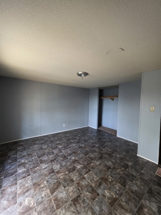 Photo - 200 Carroll St