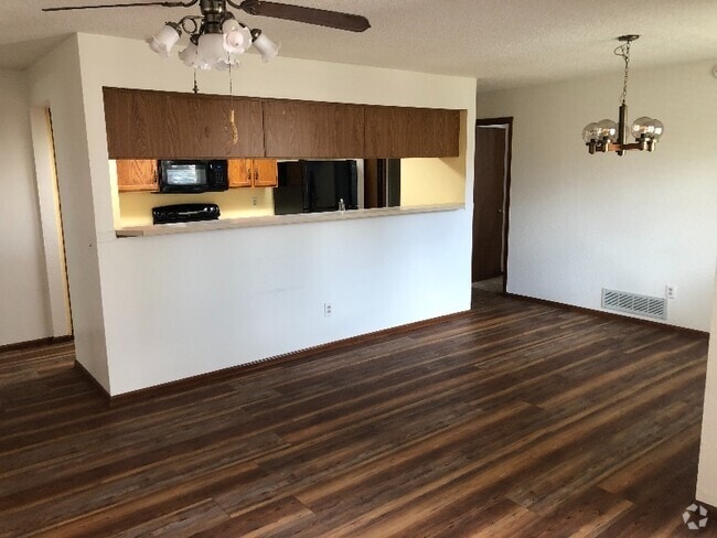 Building Photo - 5033 W 73rd Ave Rental