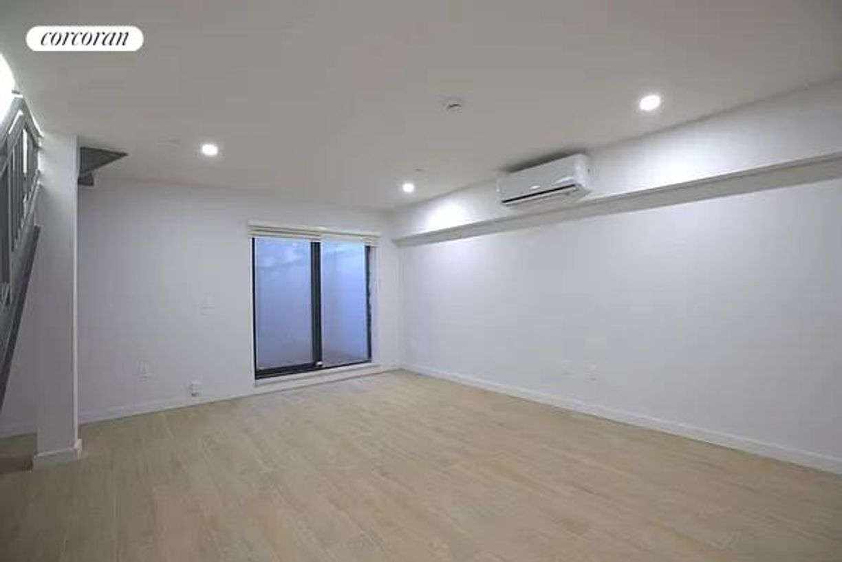 Photo - 413 Throop Ave Apartamento
