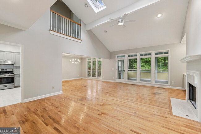 Photo - 3740 Ashford Point