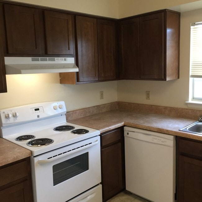 Photo - Victory Village