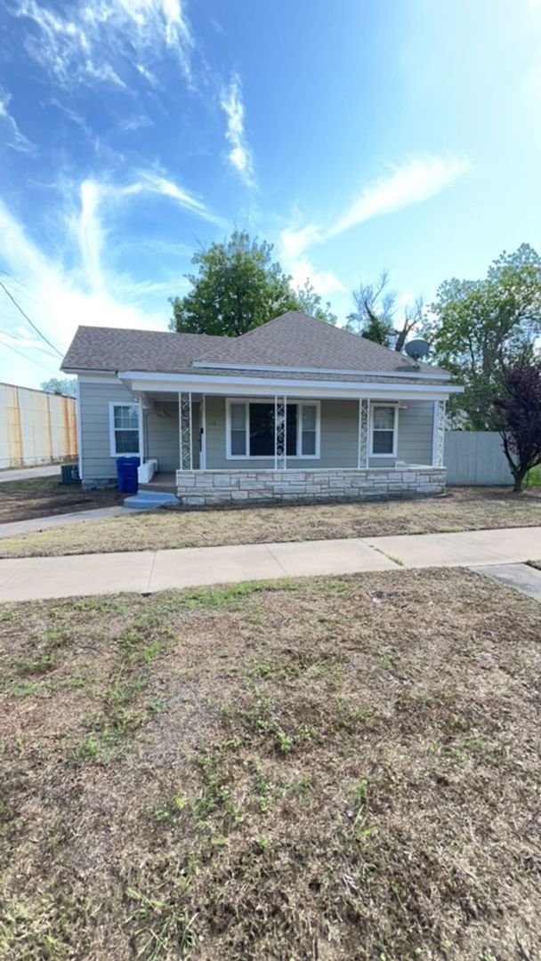 Photo - 113 W Wabash Ave House