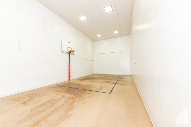 Photo - 211 E Ohio St Unit 1015