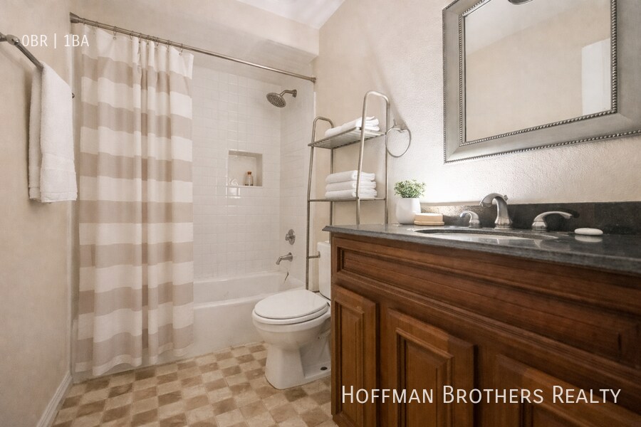 Photo - 525 S Ardmore Ave Unidad 130