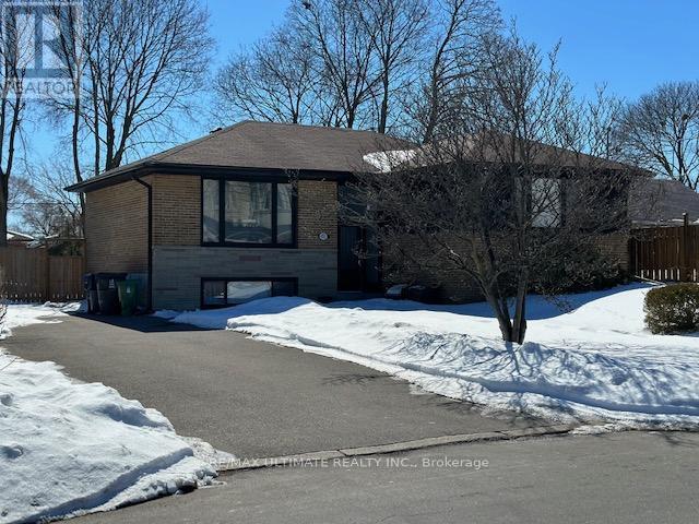 Photo - 111 Combe Ave