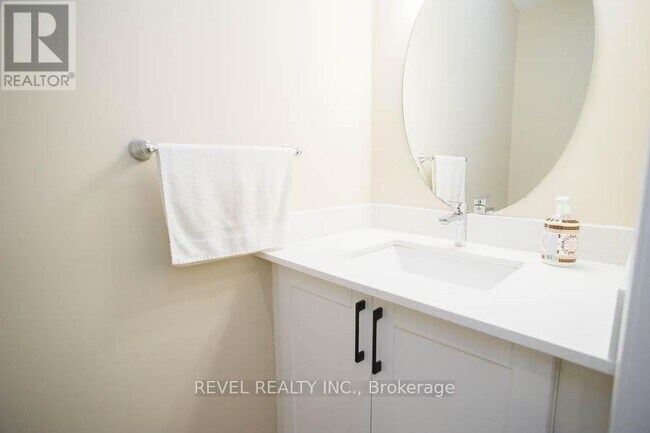 Photo - 21 Diana Ave