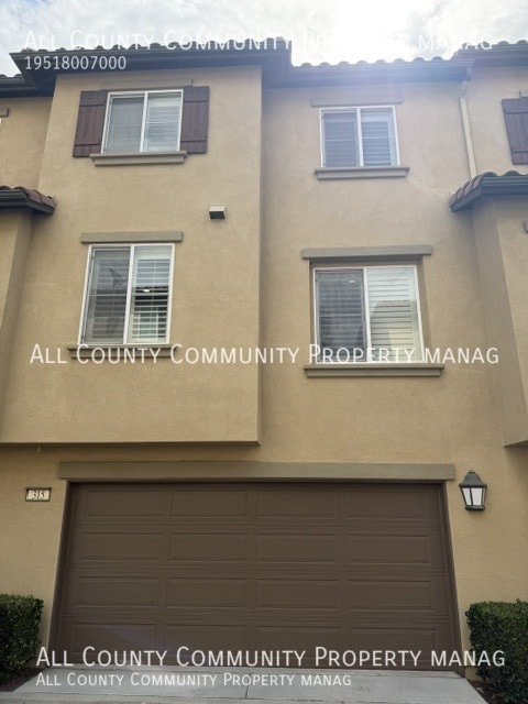 Photo - 315 W Linden Dr