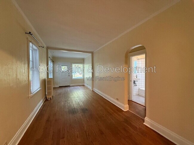 Photo - 2415 Hastings Ave