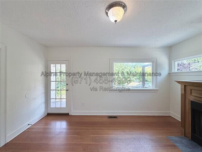 Photo - 6425 N Curtis Ave