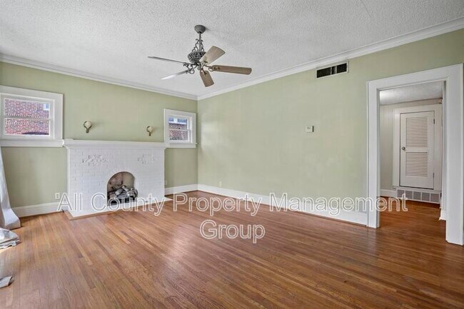 Photo - 2625 S University Dr