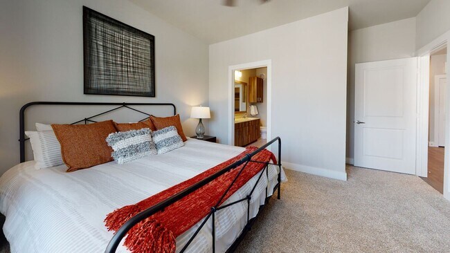 Building Photo - 24002 Colonial Pkwy Unit 5207