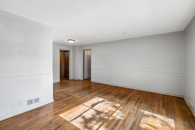 Photo - Charming 1 Bedroom! Unit 3236 A St