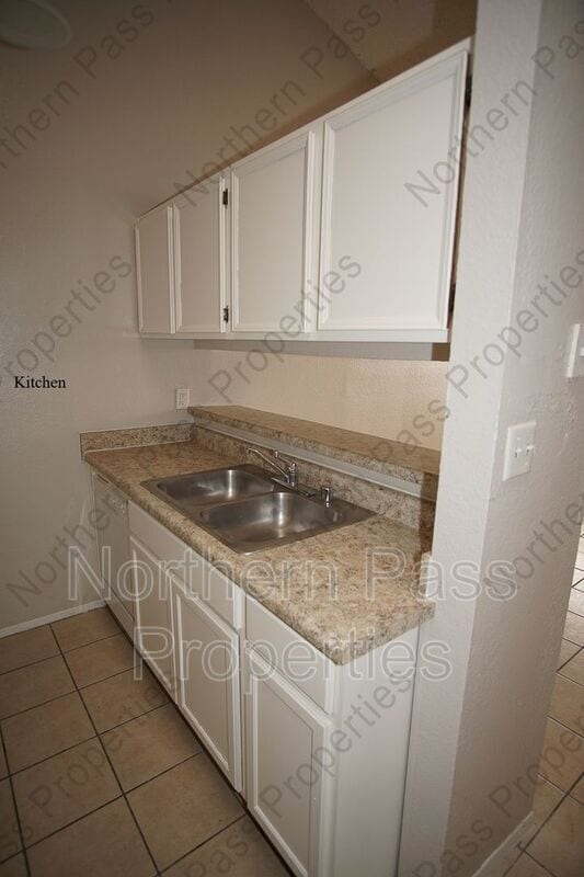 Photo - 2917 E Glen Dr