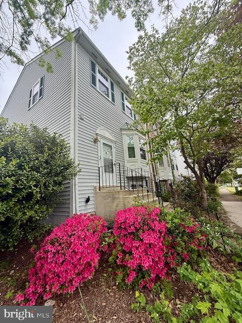 Building Photo - 13998 New Braddock Rd
