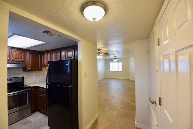 Photo - 113 B Rhonda Dr
