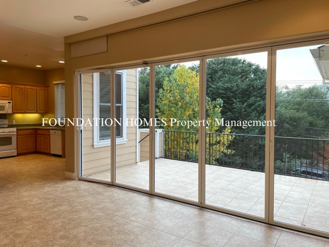 Photo - 56 N Knoll Rd