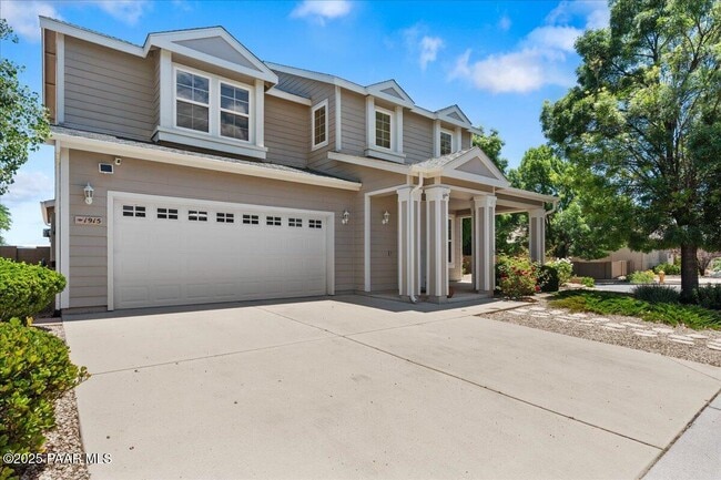 Photo - 1915 N Bittersweet Way