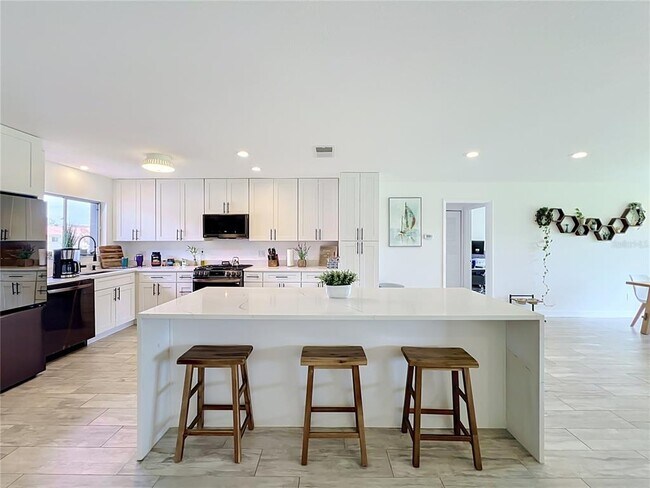 Photo - 5501 Memorial Dr