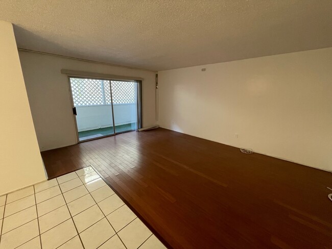 Photo - 933 6th St Unidad 2