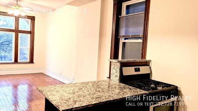 Photo - 1404 N Noble St Unidad 2