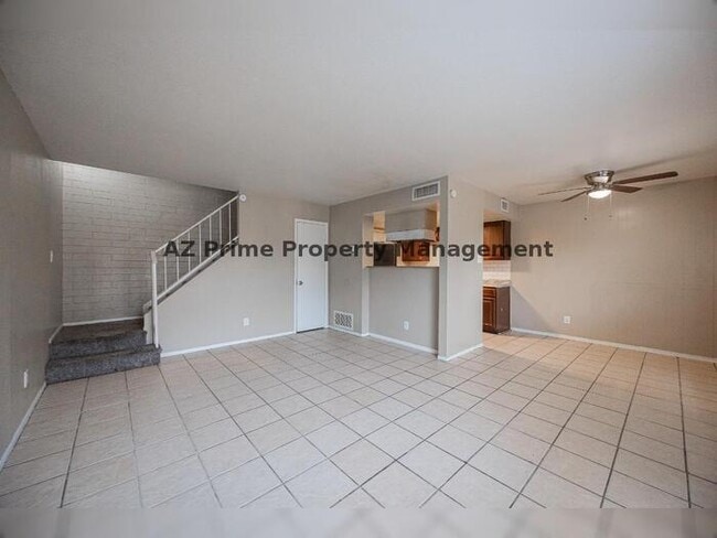 Photo - 5041 N 39th Dr