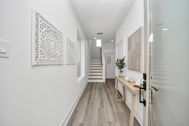 Photo - 8320 Brecha Ln