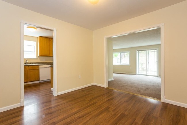 Photo - 513 San Joaquin Ave