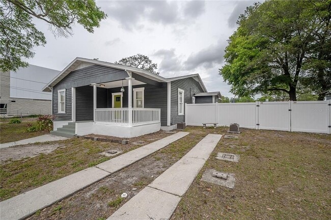 Photo - 1202 E Giddens Ave