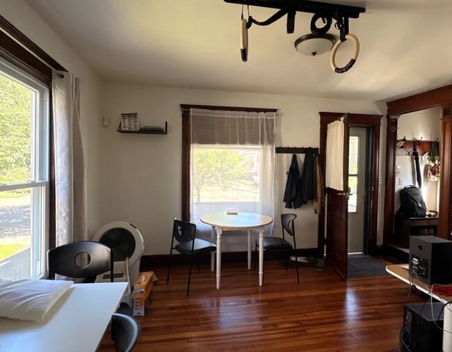 Photo - 128 Crestmont Rd