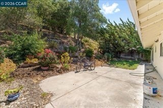 Photo - 1566 Mann Dr