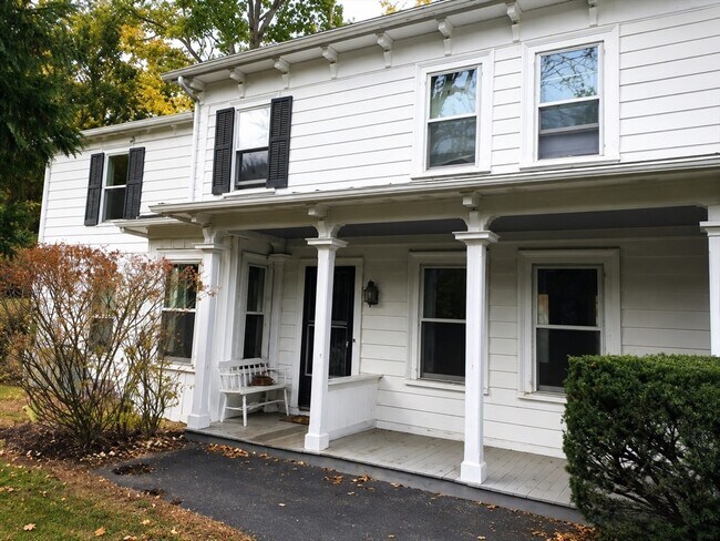 90 N Prospect St