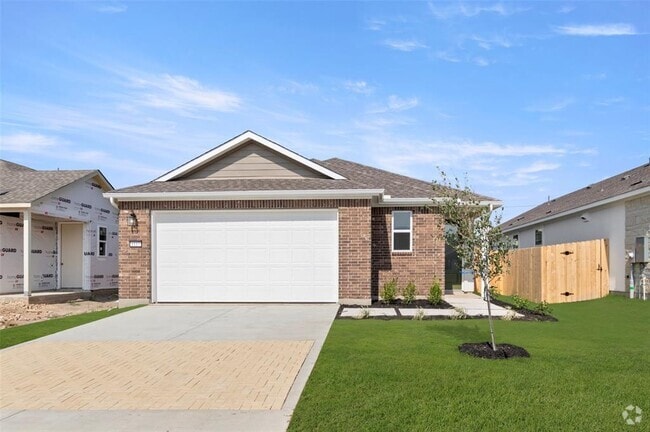 Building Photo - 1117 Yaupon Holly Dr Rental