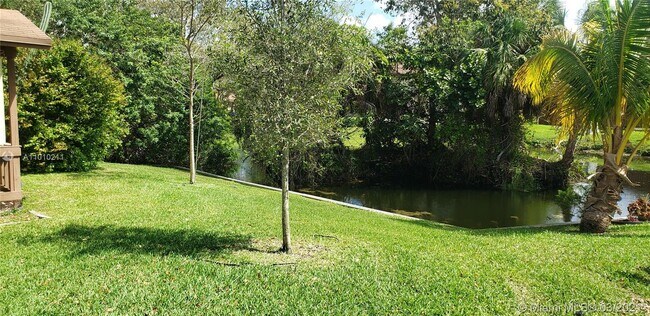 Photo - 6180 Pine Tree Ln