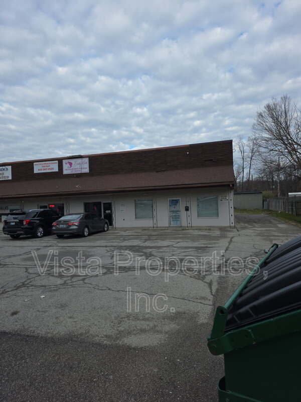 Photo - 7292 Manslick Rd