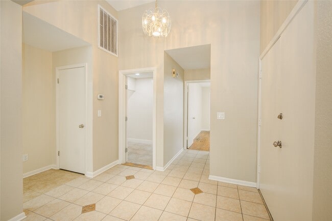 Photo - 5006 Westfield Village Dr