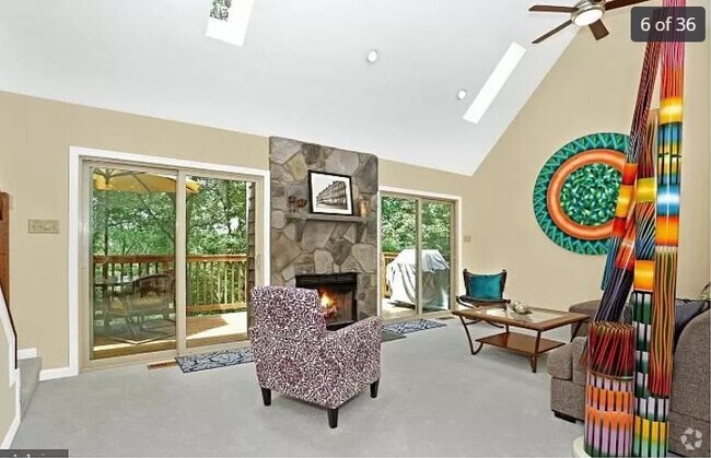 Building Photo - 6618 W Lakeridge Rd Rental