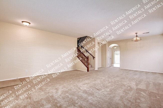 Photo - 935 E Blue Spruce Ln