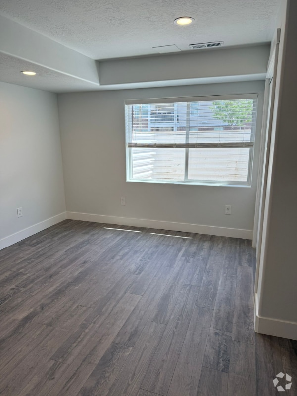 Building Photo - 3862 Hardman Way Rental