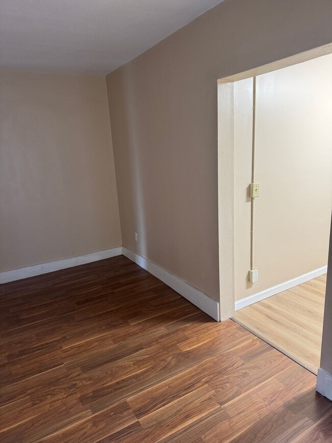 Photo - 328 W Broad St Unit 328
