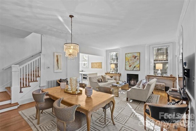 Photo - 609 Queens Rd Unit A