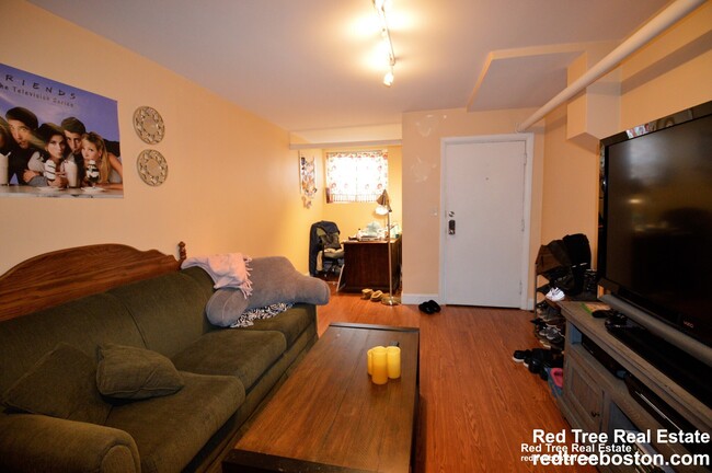 Photo - 79 Pleasant St Condo Unit 1