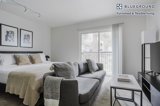Building Photo - 3690 Barham Blvd Rental