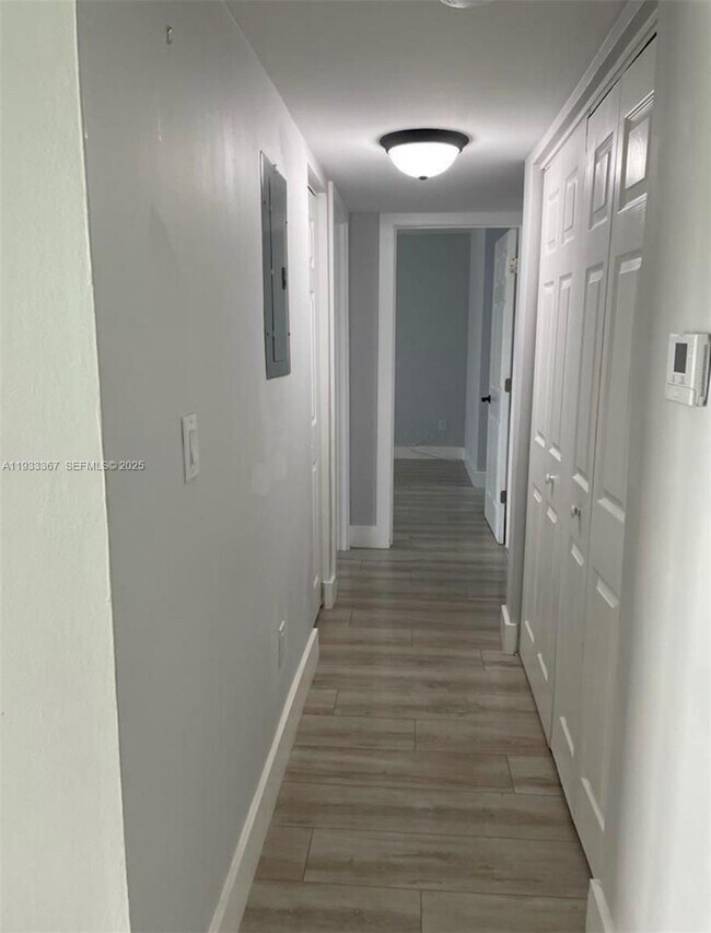 Photo - 8893 Fontainebleau Blvd Unidad 103