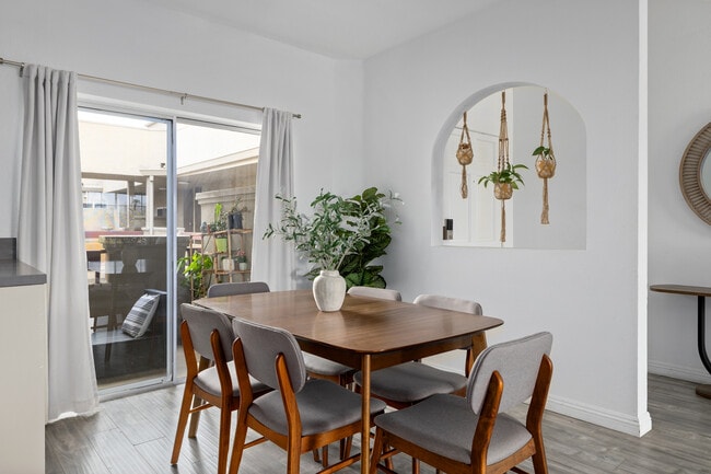 Photo - 4301 Fulton Ave Unit 305