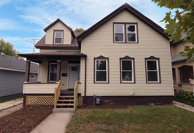 Photo - 1602 N 8th St