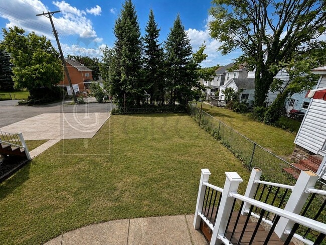 Photo - 17 Simms St