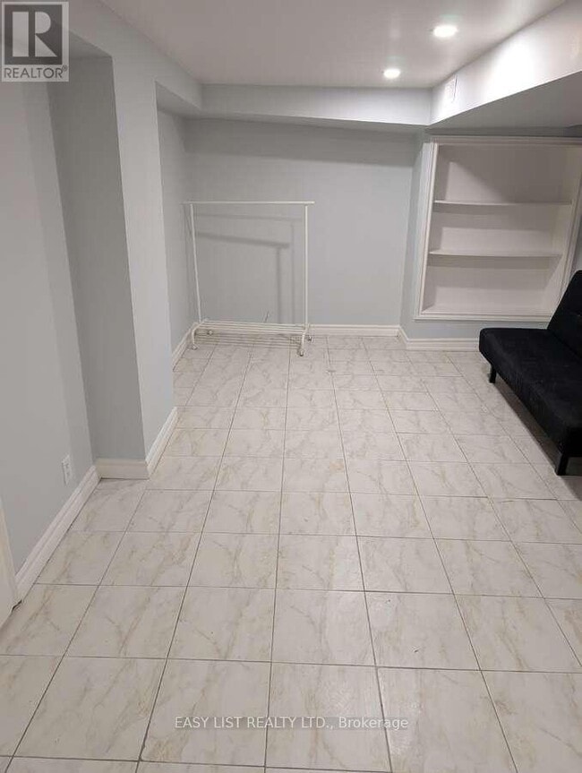 Photo - 21 Patricia Ave